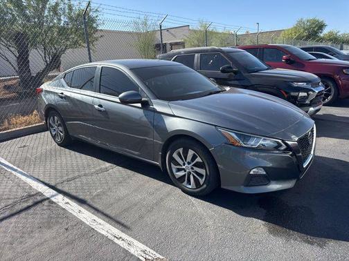 Gun Metallic 2020 Nissan Altima S FWD