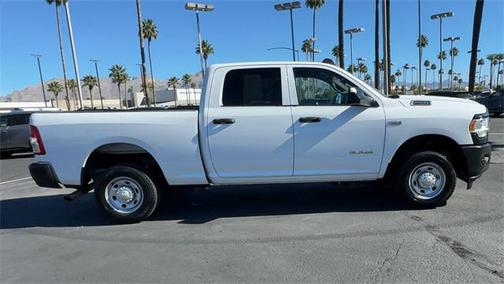 2022 RAM 2500 Tradesman Crew Cab 4x2 6'4' Box