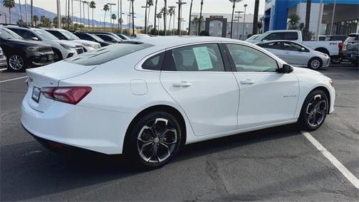 2022 Chevrolet Malibu FWD LT