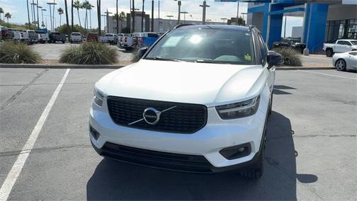2019 Volvo XC40 T4 R-Design