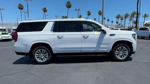 Summit White 2021 GMC Yukon XL SLT