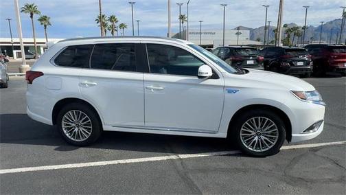 2022 Mitsubishi Outlander PHEV SEL