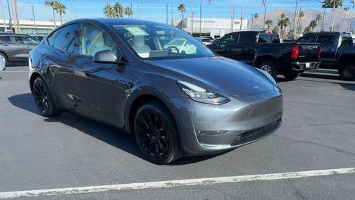 2022 Tesla Model Y Long Range Dual Motor All-Wheel Drive