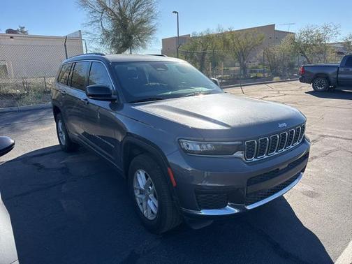 2022 Jeep Grand Cherokee L Laredo