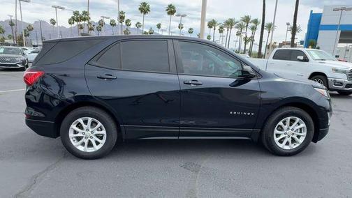 Midnight Blue Metallic 2021 Chevrolet Equinox LS