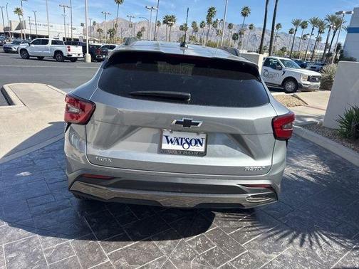 Sterling Gray Metallic 2026 Chevrolet Trax FWD ACTIV