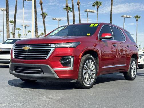 Radiant Red Tintcoat 2023 Chevrolet Traverse Premier