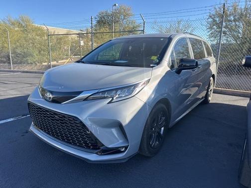 2024 Toyota Sienna XSE 7 Passenger