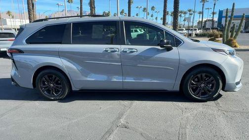 2024 Toyota Sienna XSE 7 Passenger