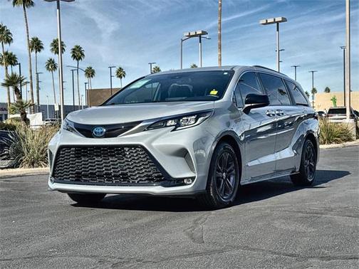 2024 Toyota Sienna XSE 7 Passenger