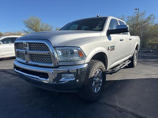 2018 RAM 2500 Laramie Crew Cab 4x4 6'4' Box