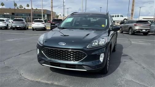 2022 Ford Escape Titanium