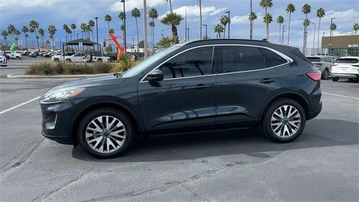 2022 Ford Escape Titanium