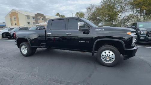 2023 Chevrolet Silverado 3500 High Country