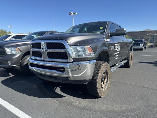 2018 RAM 2500 Tradesman Crew Cab 4x4 6'4' Box