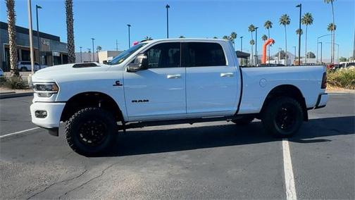 2024 RAM 2500 Laramie Crew Cab 4x4 6'4' Box