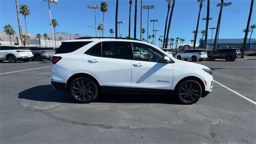 2022 Chevrolet Equinox FWD RS