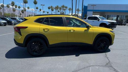 Nitro Yellow Metallic 2025 Chevrolet Trax FWD ACTIV