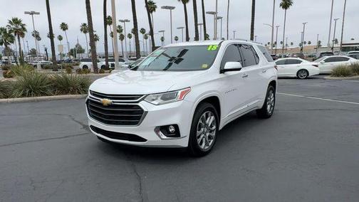 Iridescent Pearl Tricoat 2018 Chevrolet Traverse Premier