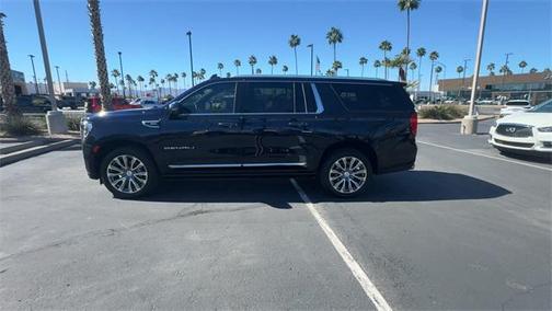 2022 GMC Yukon XL Denali