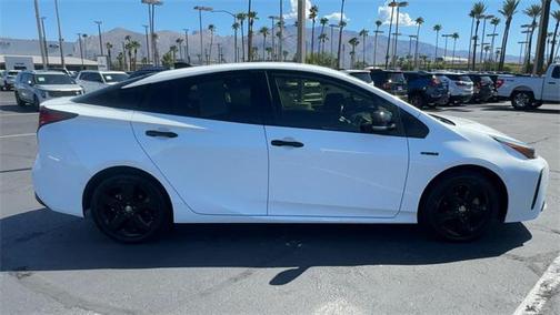 2022 Toyota Prius XLE
