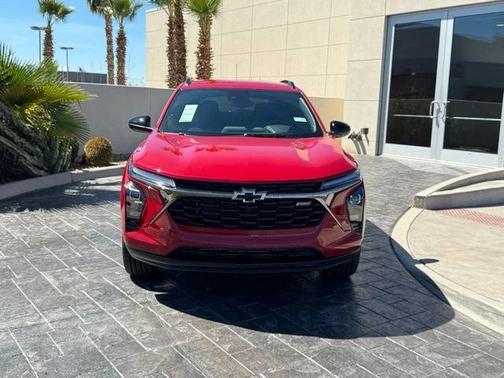Apex Red 2026 Chevrolet Trax FWD 2RS