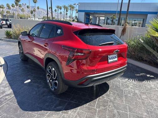 Apex Red 2026 Chevrolet Trax FWD 2RS