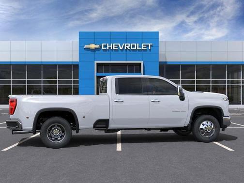 2025 Chevrolet Silverado 3500 LTZ
