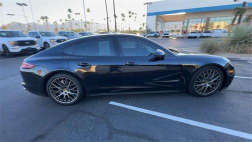 2018 Porsche Panamera 4S