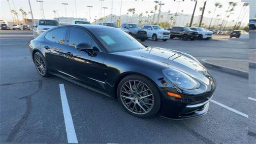2018 Porsche Panamera 4S
