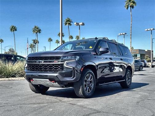 2022 Chevrolet Suburban 4WD Z71