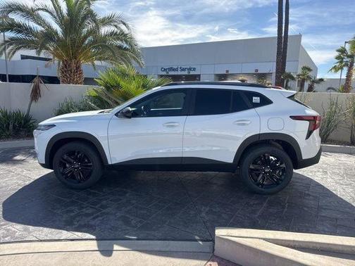 Summit White 2026 Chevrolet Trax FWD ACTIV