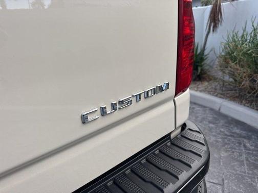 2026 Chevrolet Silverado 2500 Custom