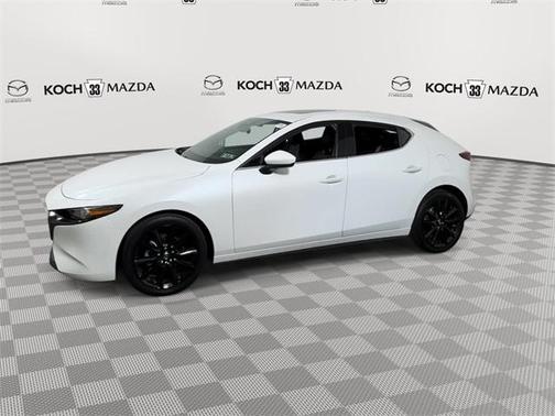 2022 Mazda Mazda3 FWD w/Premium Package