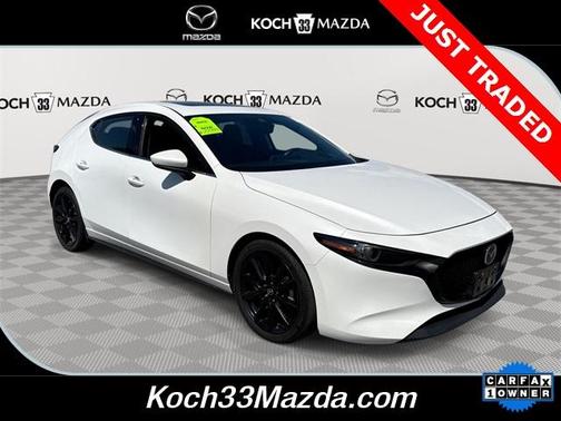 2022 Mazda Mazda3 FWD w/Premium Package