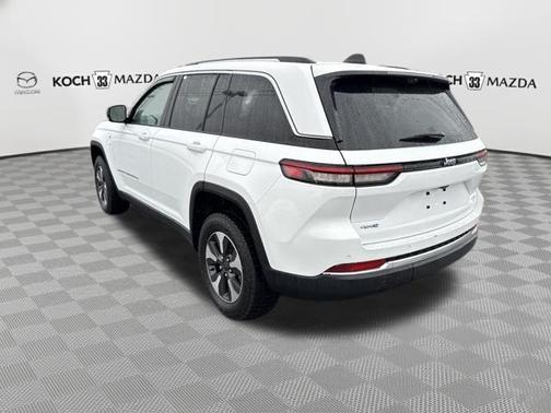 2022 Jeep Grand Cherokee 4xe Base