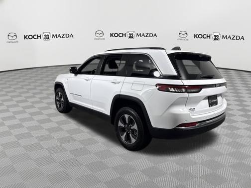 2022 Jeep Grand Cherokee 4xe Base