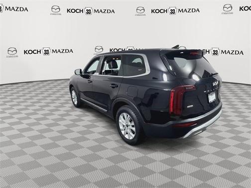 2022 Kia Telluride LX