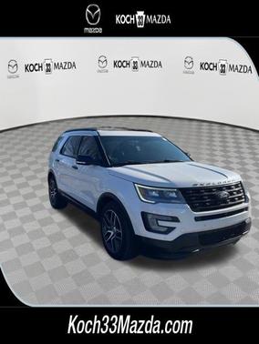White Platinum Clearcoat Metallic 2017 Ford Explorer sport