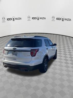 2017 Ford Explorer sport