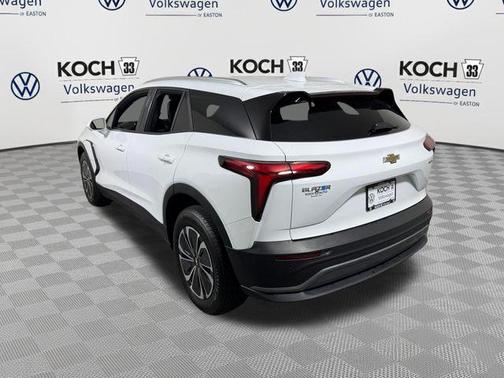 Summit White 2025 Chevrolet Blazer EV LT