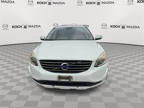 2017 Volvo XC60 T5 Inscription