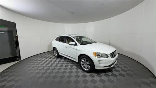 2017 Volvo XC60 T5 Inscription