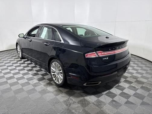 2016 Lincoln MKZ Base