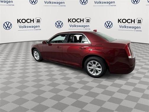 2016 Chrysler 300 Limited
