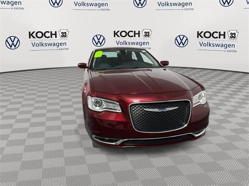 2016 Chrysler 300 Limited