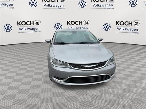 2017 Chrysler 200 Limited