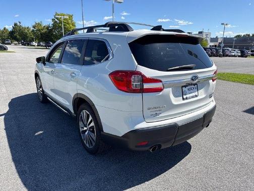 White 2019 Subaru Ascent Touring 7-Passenger