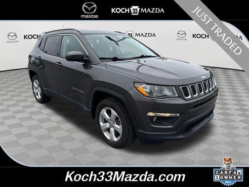 Granite Crystal Clearcoat Metallic 2018 Jeep Compass Latitude