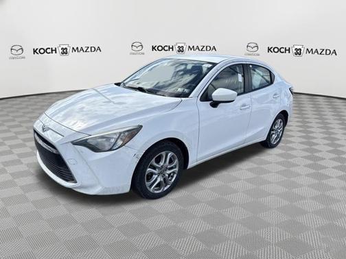2018 Toyota Yaris iA Base